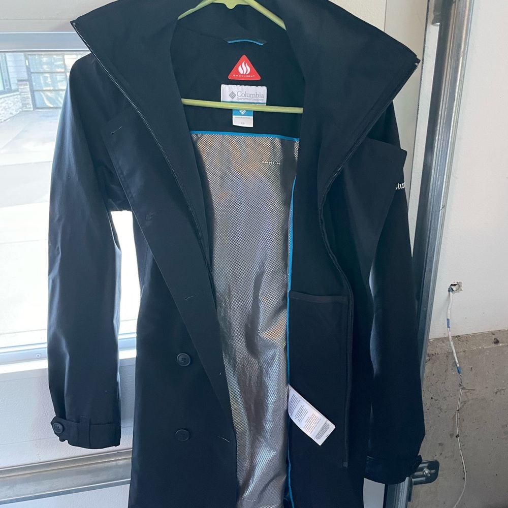 Columbia trench coat